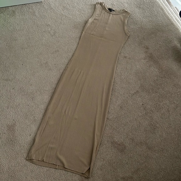 Jluxlabel | Midi Dress - Picture 2 of 4